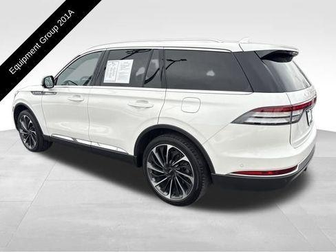 Certified 2023 Lincoln Aviator Reserve w/ Equipment Group 201A image 4