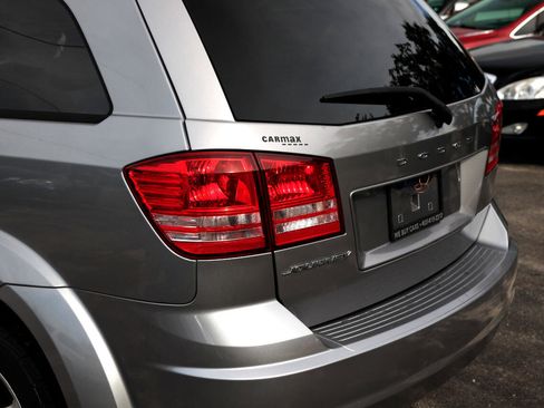 Used 2016 Dodge Journey SE w/ Flexible Seating Group image 26