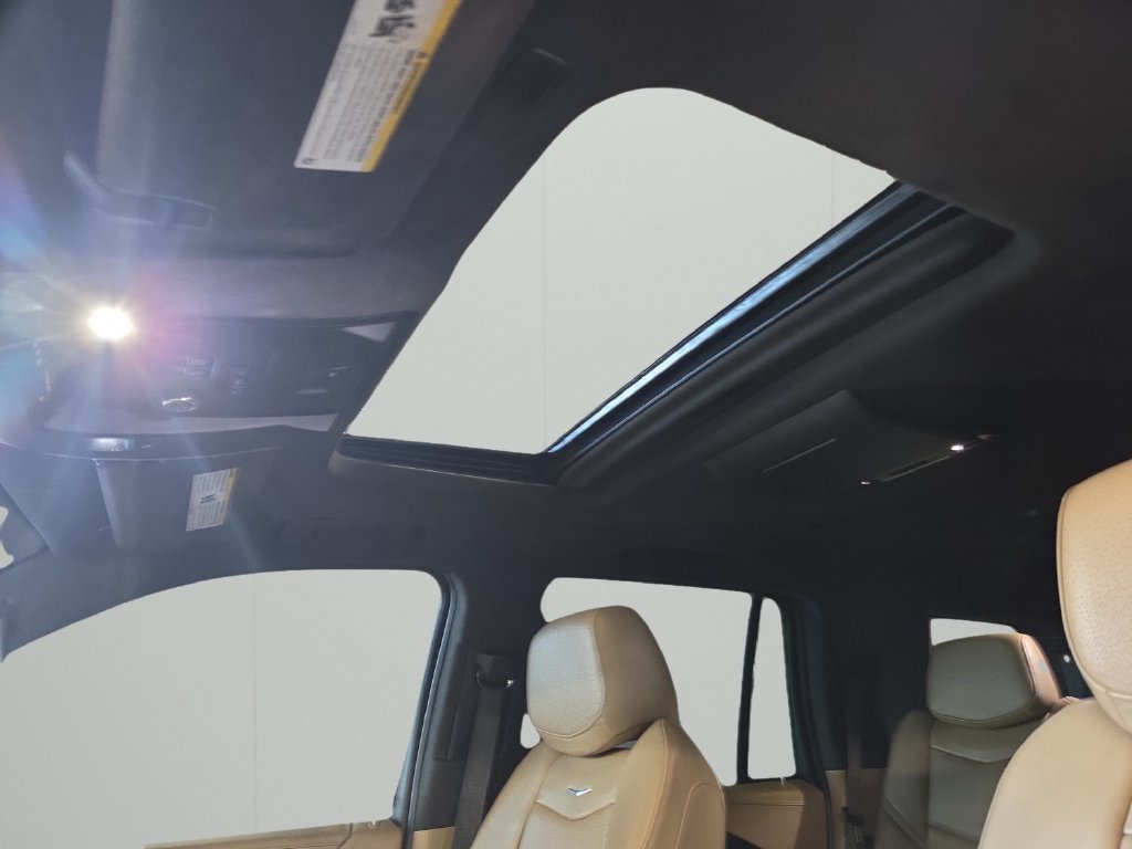Used 2020 Cadillac Escalade Platinum AWD/4WD image 15
