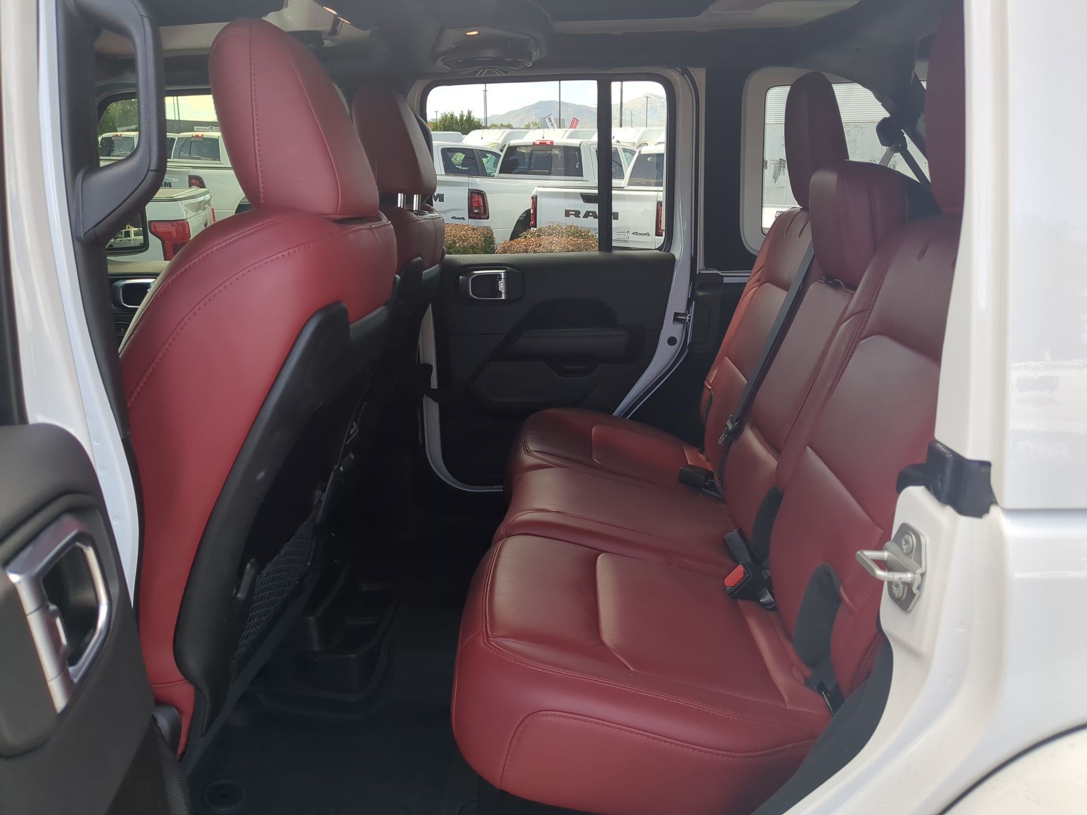 Used 2024 Jeep Wrangler Unlimited Rubicon 392 AWD/4WD image 29