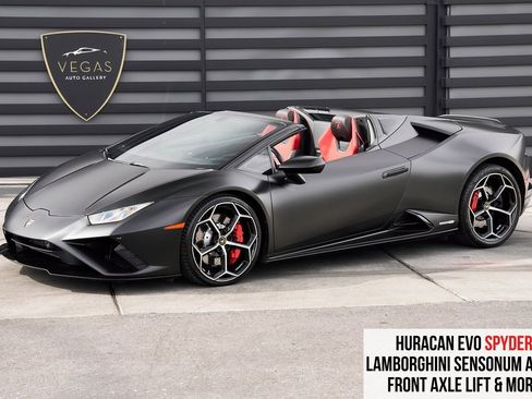Used 2021 Lamborghini Huracan EVO image 1