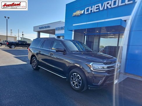 Used 2023 Ford Expedition Max XLT AWD/4WD image 1