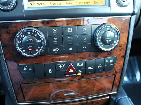 Used 2012 Mercedes-Benz GL 450 4MATIC image 28