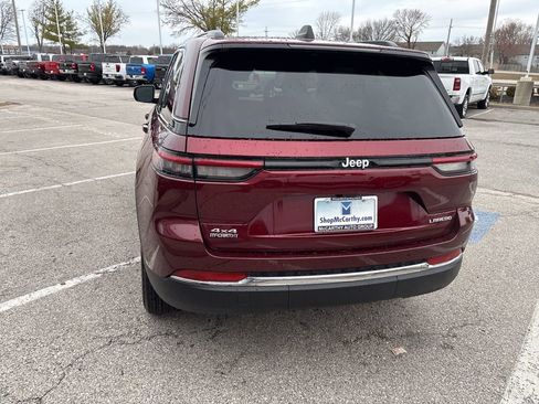 New 2026 Jeep Grand Cherokee Laredo AWD/4WD image 26