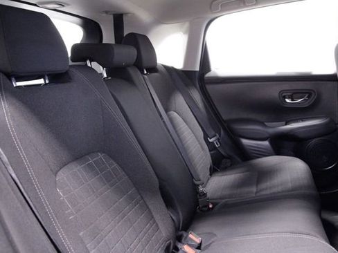 Certified 2023 Honda HR-V LX image 18