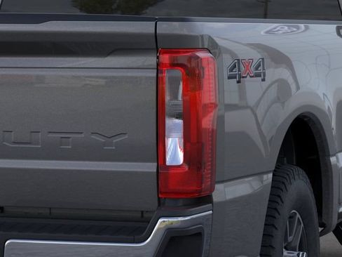 Used 2025 Ford F350 XLT AWD/4WD image 21