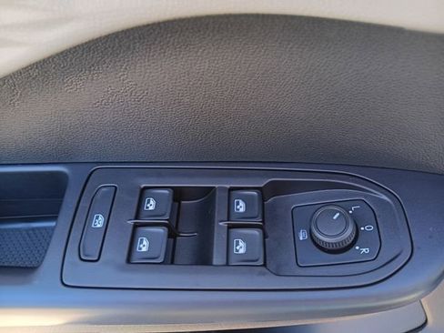 Used 2024 Volkswagen Taos S AWD/4WD image 15