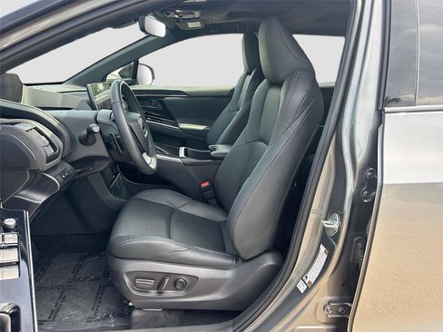Used 2023 Subaru Solterra AWD image 22