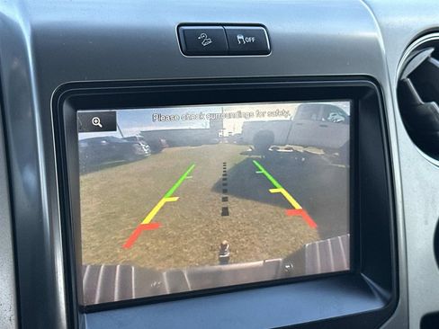 Used 2014 Ford F150 FX4 w/ Equipment Group 402A Luxury image 13