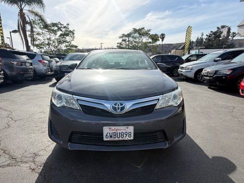 Used 2012 Toyota Camry LE FWD image 7