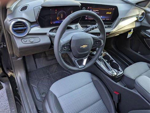 New 2026 Chevrolet Trax LT w/ Driver Confidence Package image 10