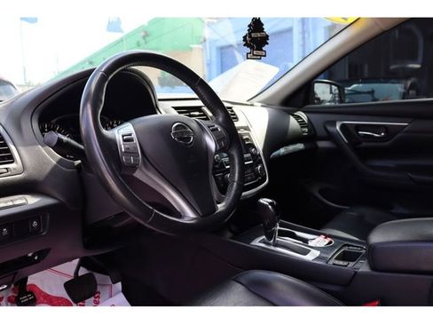 Used 2018 Nissan Altima 2.5 SL image 18