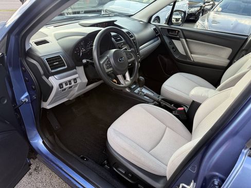 Used 2017 Subaru Forester 2.5i Premium AWD/4WD image 8