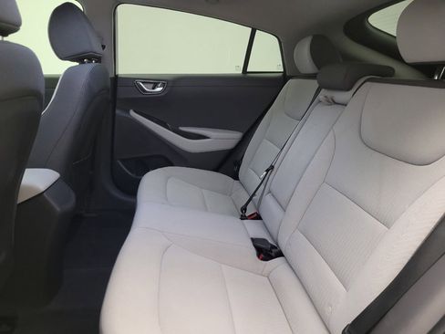 Used 2021 Hyundai Ioniq SEL FWD image 18