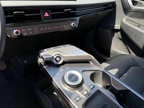 Used 2023 Kia EV6 Wind RWD image 13