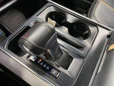 Certified 2022 Ford F150 Platinum w/ Equipment Group 701A High image 27