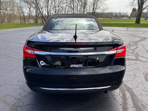 Used 2014 Chrysler 200 Touring FWD image 4