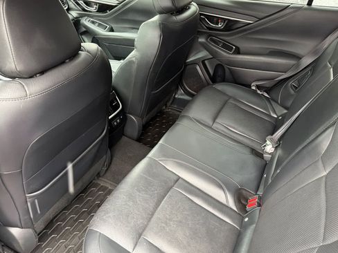 Used 2021 Subaru Outback Limited XT image 4