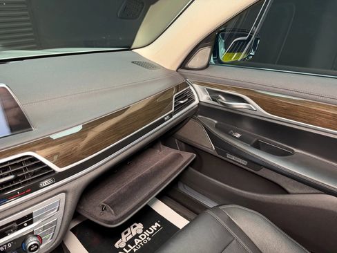 Used 2016 BMW 740i image 47