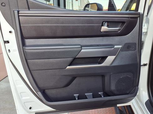 Used 2022 Toyota Tundra SR5 image 9