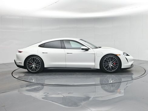 Used 2021 Porsche Taycan 4S image 26