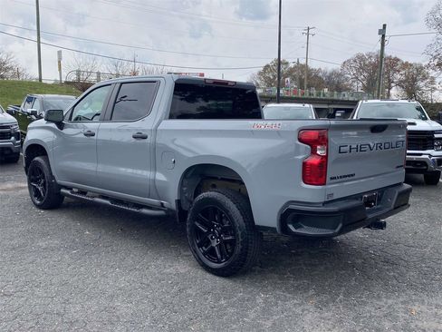 Used 2024 Chevrolet Silverado 1500 Custom Trail Boss w/ Turbomax Blackout Package image 4