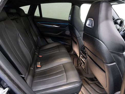 Used 2018 BMW X6 M AWD/4WD image 15