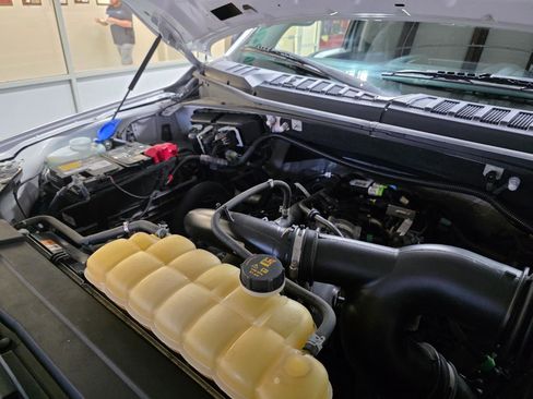 Used 2019 Ford F150 XL w/ Equipment Group 101A Mid AWD/4WD image 40