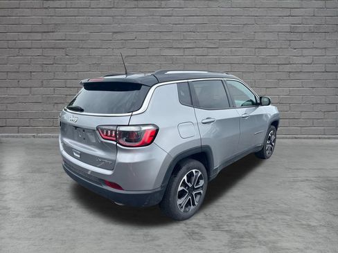 Used 2022 Jeep Compass Limited AWD/4WD image 5