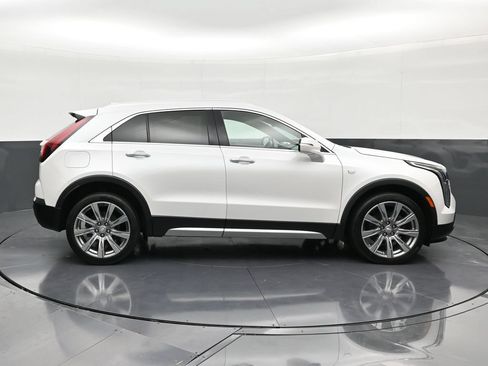 Used 2023 Cadillac XT4 Premium Luxury w/ Driver Assist Package FWD image 6
