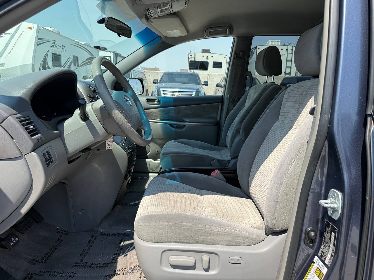 Used 2008 Toyota Sienna LE FWD image 15