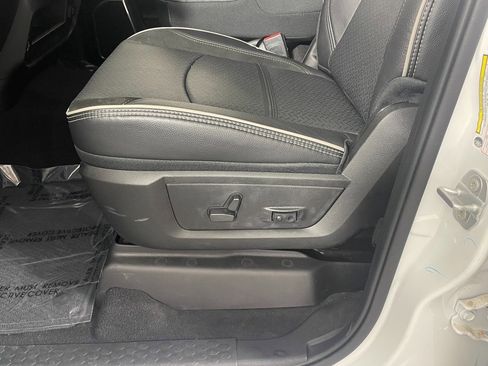 Used 2024 RAM 2500 Laramie image 26