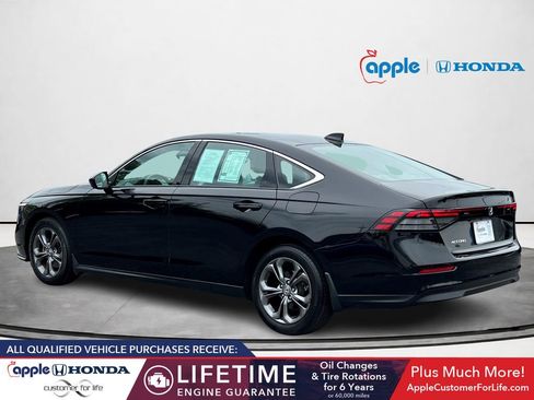 Used 2023 Honda Accord EX image 4