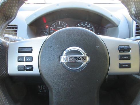 Used 2014 Nissan Xterra S image 14