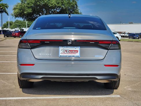 Used 2026 Honda Accord SE image 5