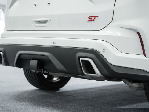 Used 2023 Ford Edge ST image 21