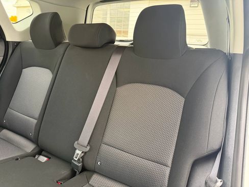 Used 2022 Kia Soul LX image 8