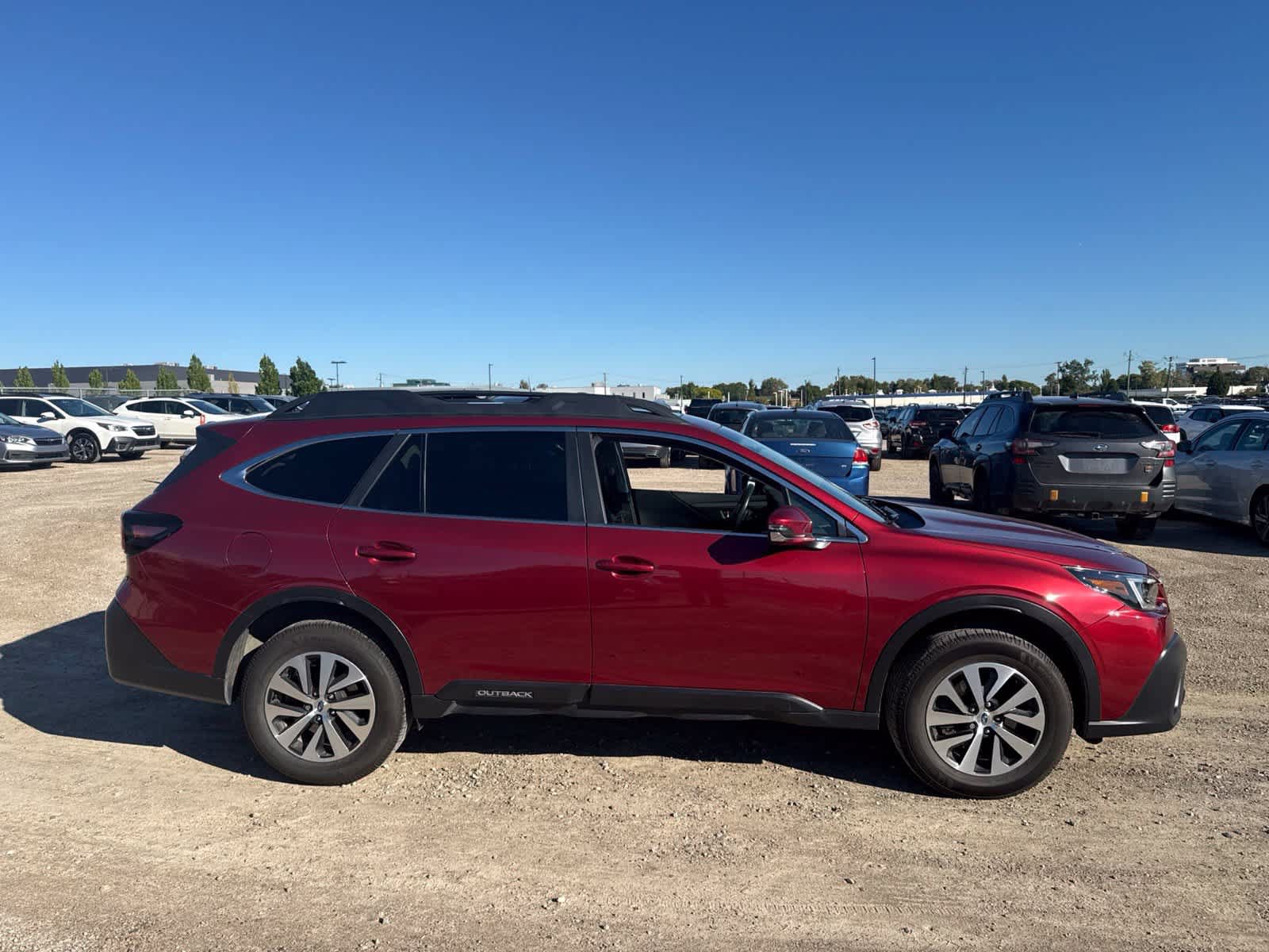 Used 2021 Subaru Outback Premium AWD/4WD image 9