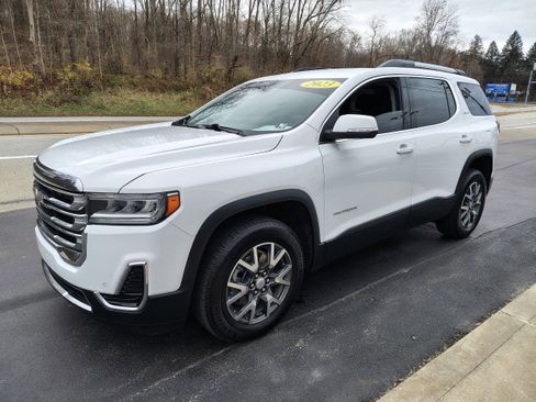 Used 2023 GMC Acadia SLE w/ Driver Convenience Package image 6