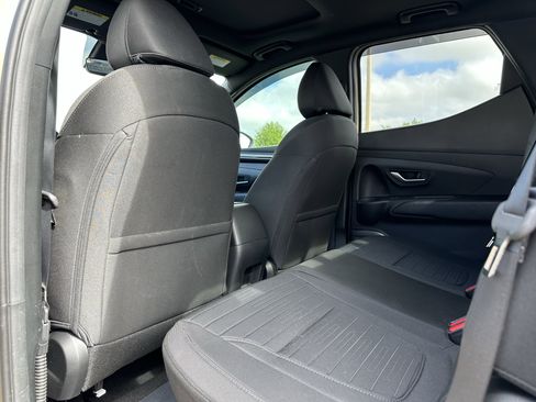 Used 2024 Hyundai Santa Cruz SEL w/ Activity Package image 16