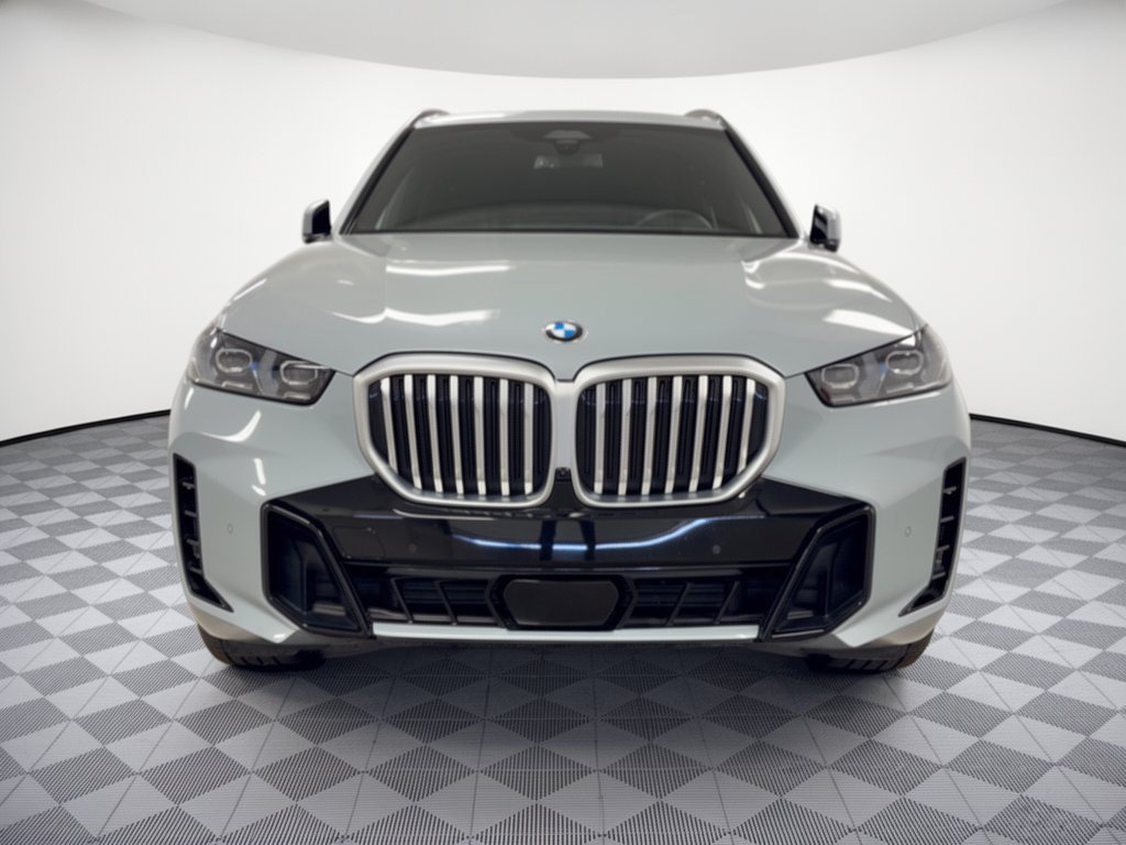 Certified 2026 BMW X5 sDrive40i w/ M Sport Package RWD image 6