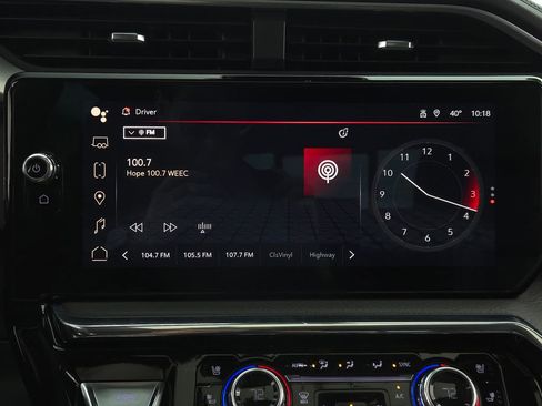 Used 2024 GMC Sierra 2500 Denali w/ Denali Reserve Package image 30