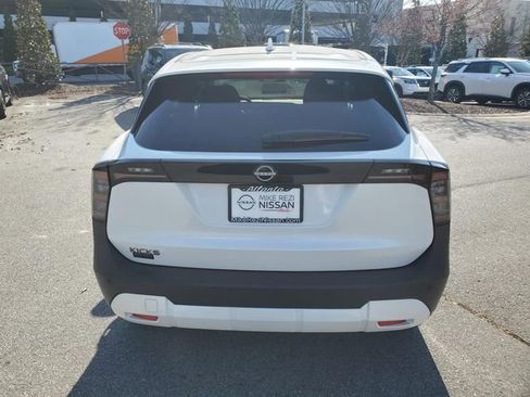 Certified 2025 Nissan Kicks SV image 5