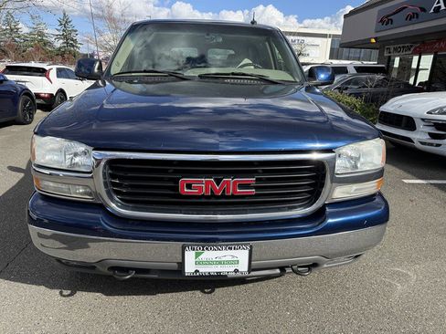 Used 2003 GMC Yukon SLT w/ 1SD Preferred Equipment Group image 2