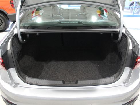 Used 2023 Volkswagen Jetta Sport image 19