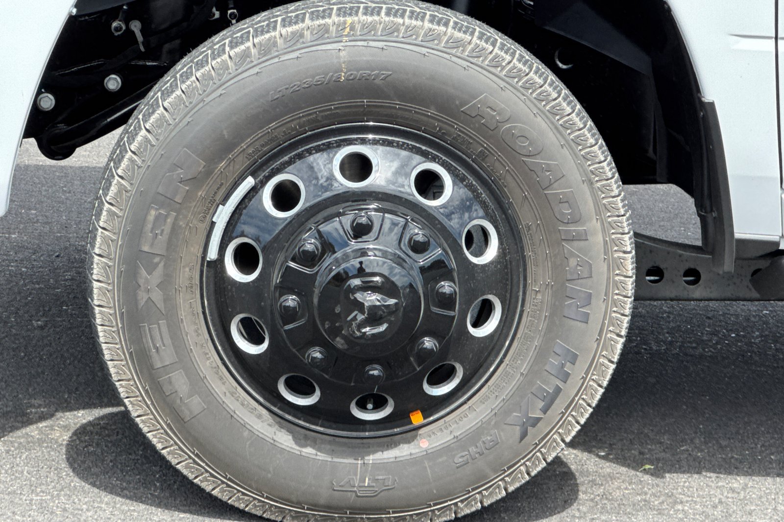New 2027 RAM 3500 Laramie AWD/4WD image 24