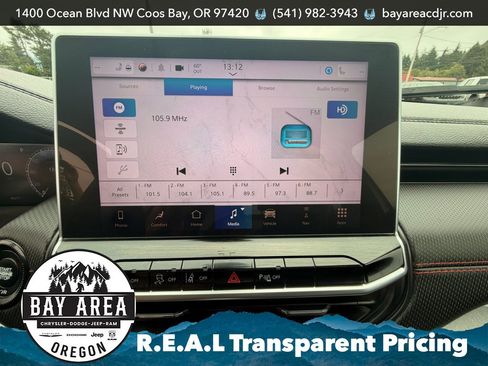 Used 2024 Jeep Compass Trailhawk w/ Trailhawk Elite Group AWD/4WD image 15