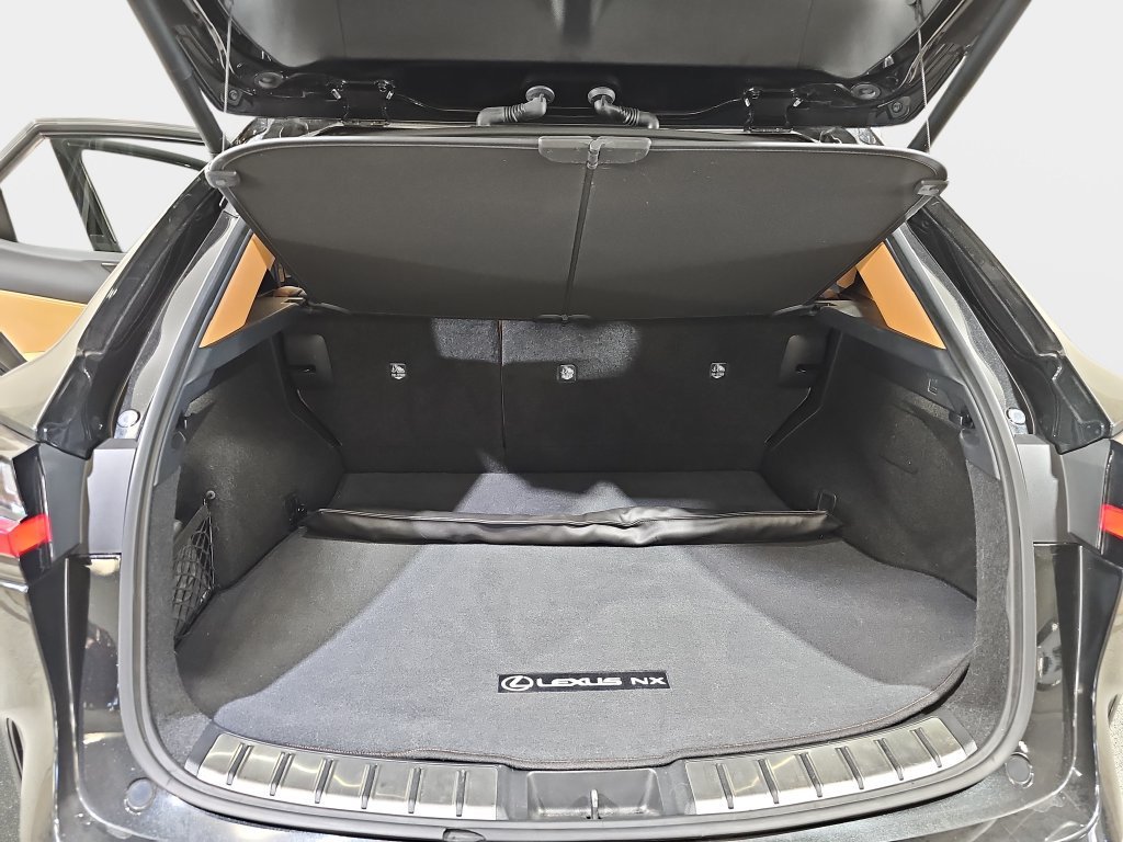 Used 2024 Lexus NX 450h+ AWD w/ Vision Package image 12