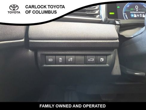 Used 2025 Toyota Camry LE FWD image 25