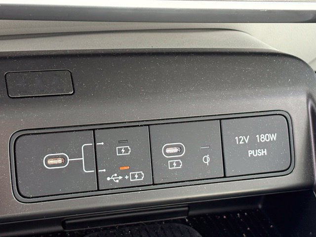 Certified 2024 Hyundai Kona Limited AWD/4WD image 16